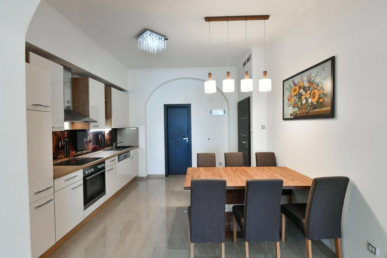 Apartmany Na Namesti 85 ยินดริคูฟราเดตส์ ภายนอก รูปภาพ