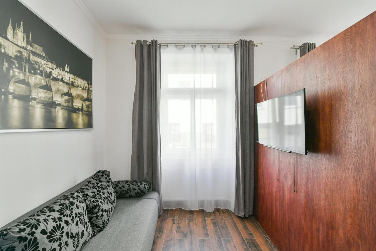 Apartmany Na Namesti 85 ยินดริคูฟราเดตส์ ภายนอก รูปภาพ