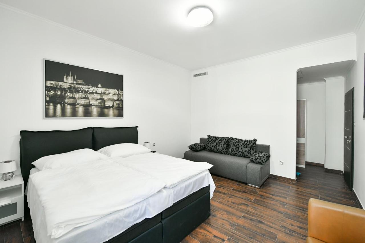 Apartmany Na Namesti 85 ยินดริคูฟราเดตส์ ภายนอก รูปภาพ