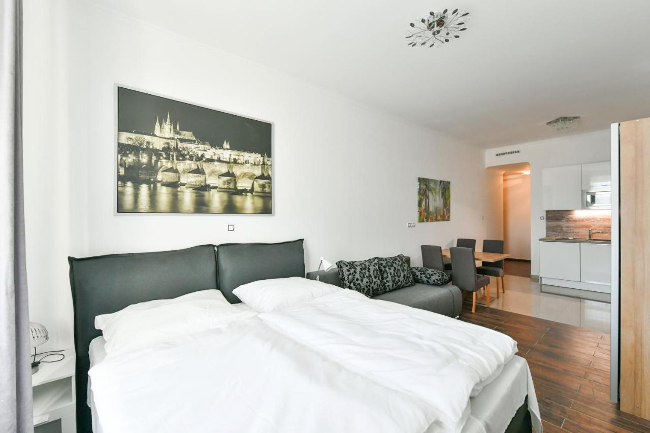 Apartmany Na Namesti 85 ยินดริคูฟราเดตส์ ภายนอก รูปภาพ