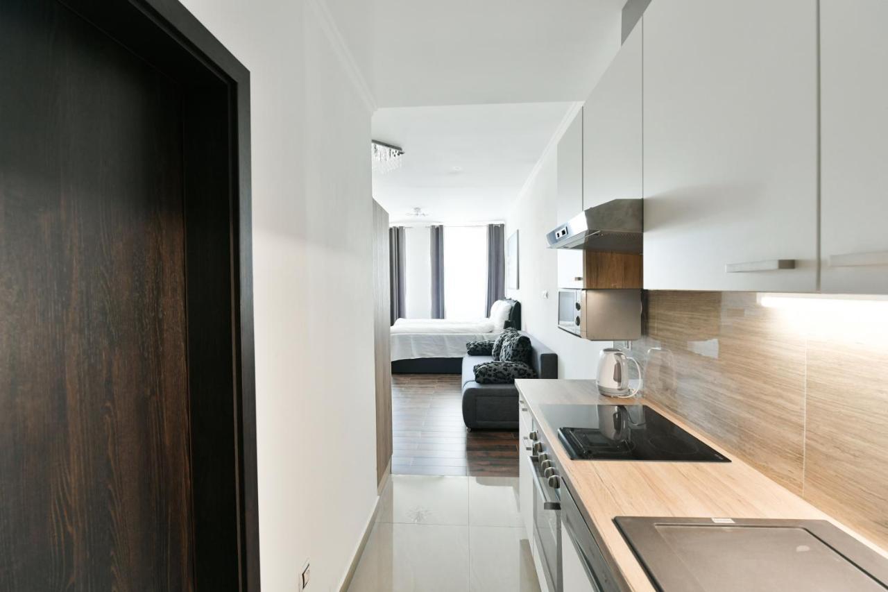 Apartmany Na Namesti 85 ยินดริคูฟราเดตส์ ภายนอก รูปภาพ