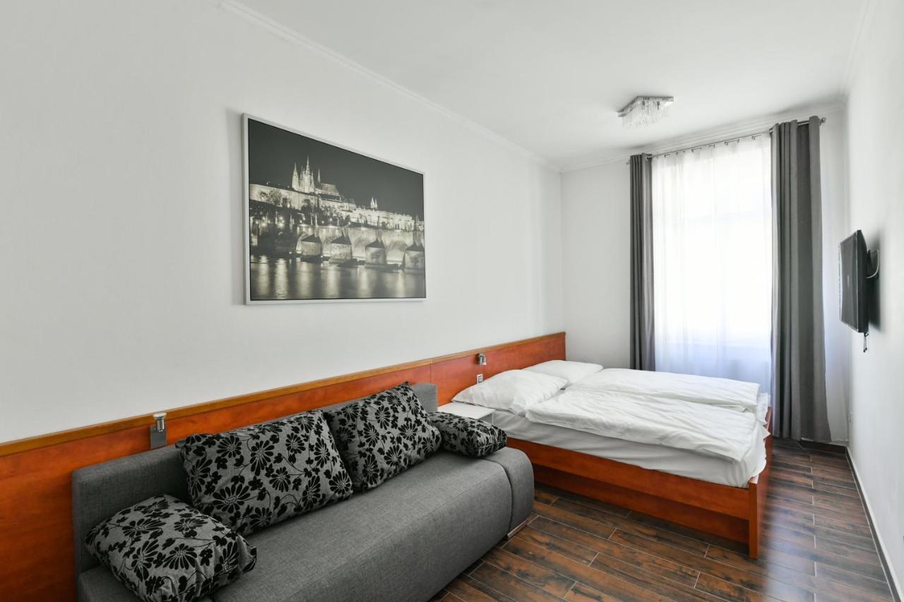 Apartmany Na Namesti 85 ยินดริคูฟราเดตส์ ภายนอก รูปภาพ